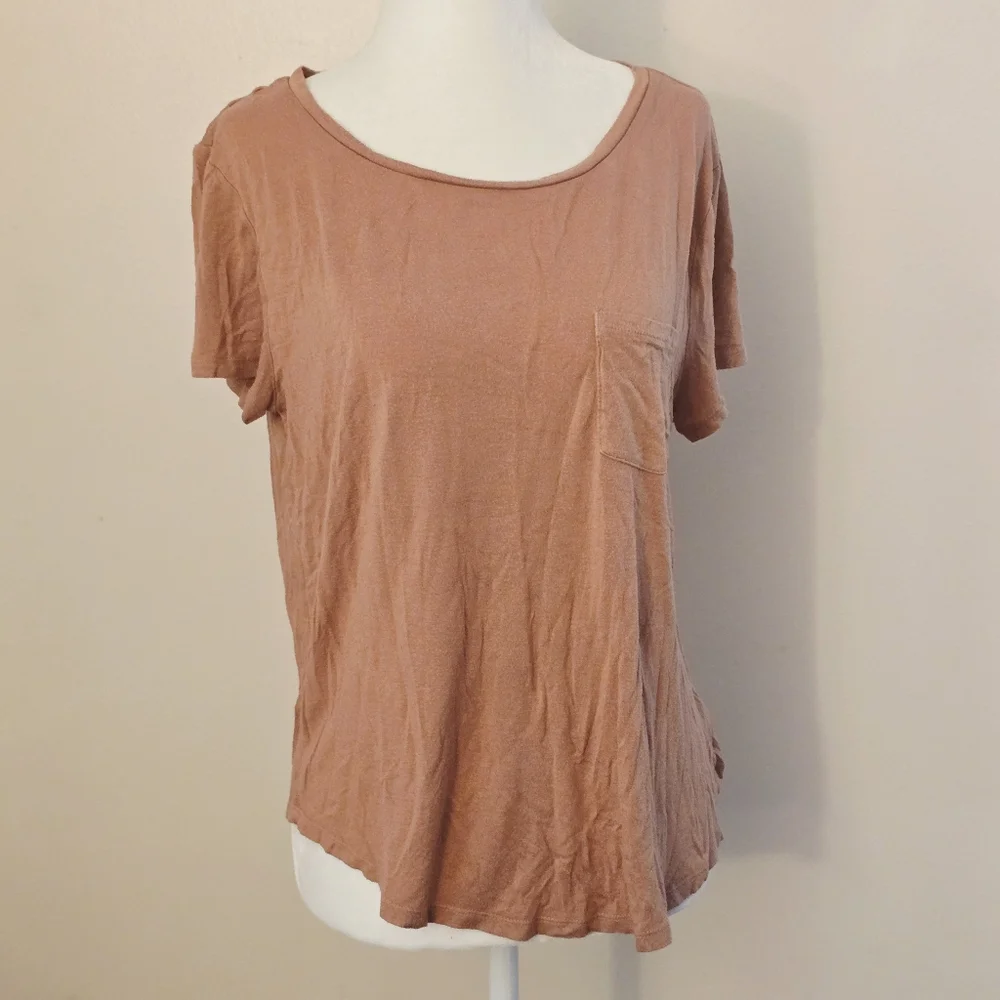 Aeropostale Women's Large Soft Light Orange Short Sleeve Top - Picture 2 of 5